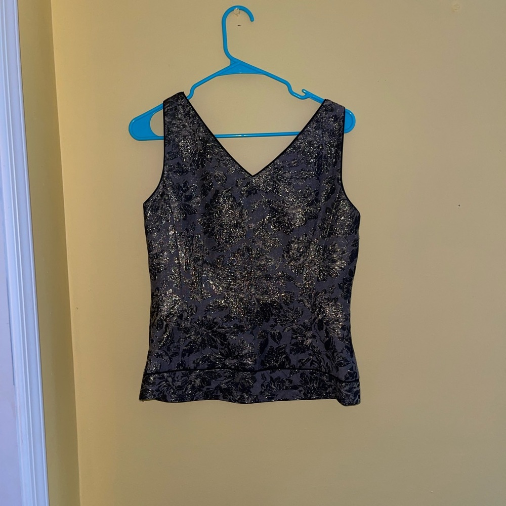 Side Zip Tank Top - Picture 2 of 3